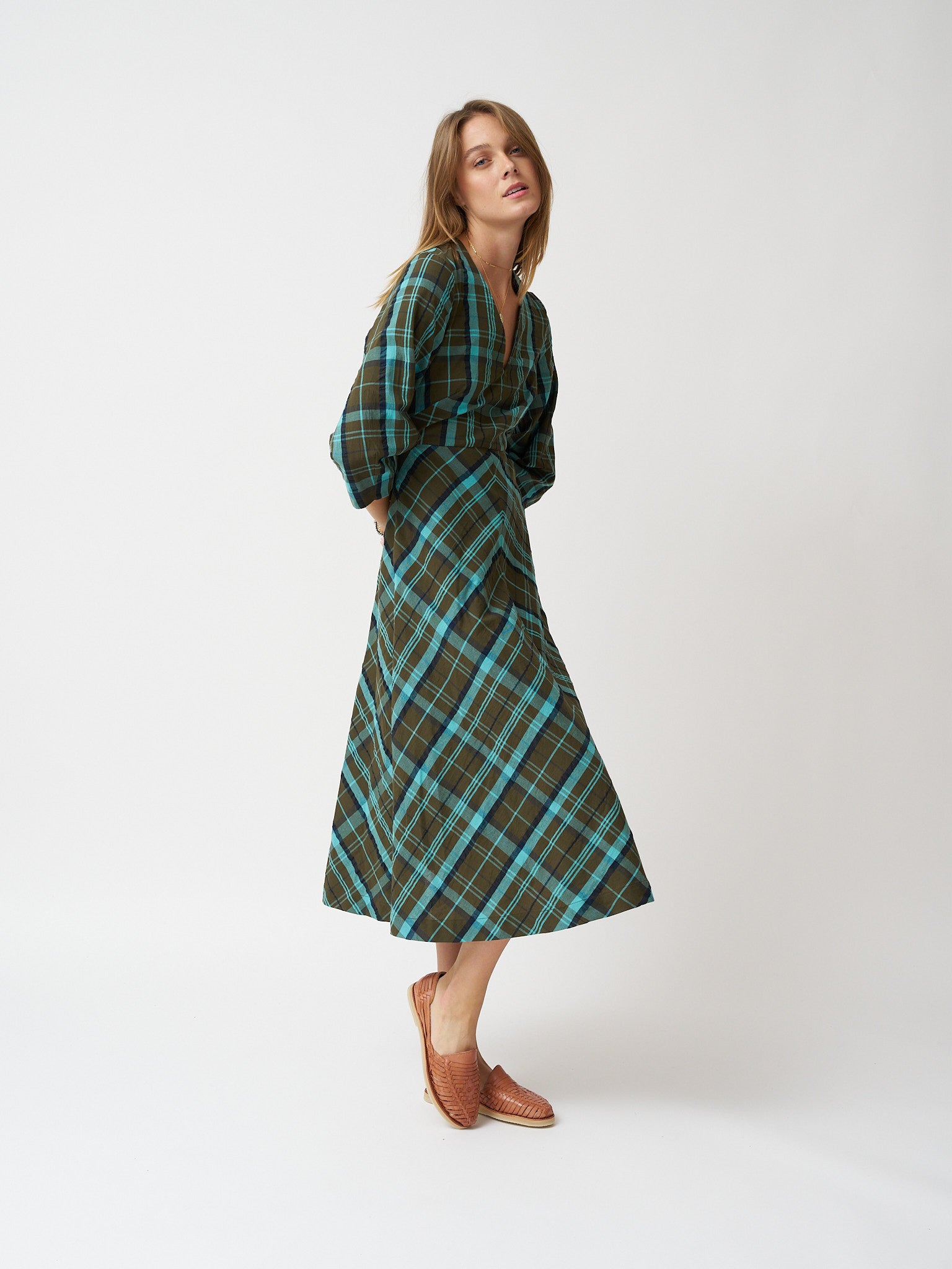 theredthread S layered dress bug check